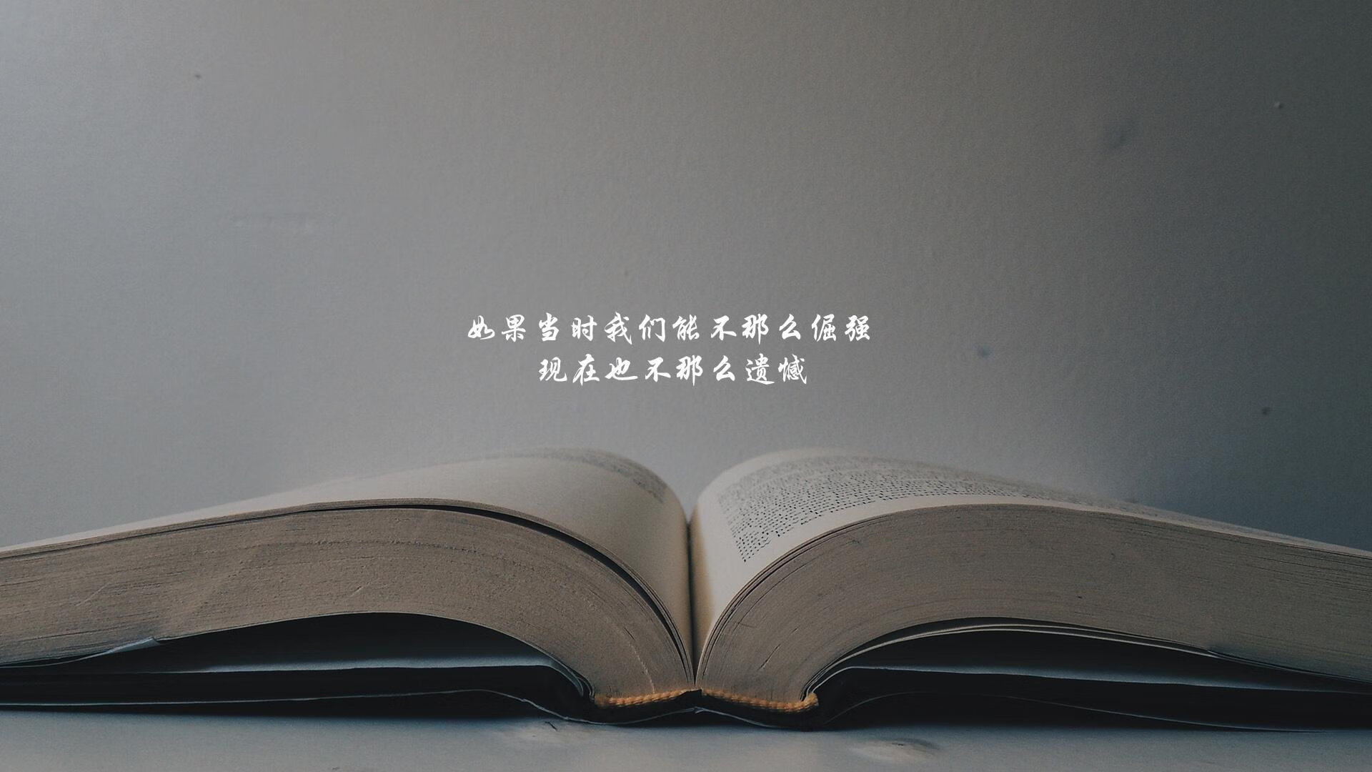 怎样分辨真丝面料真假图片（怎样辨别真丝布料）